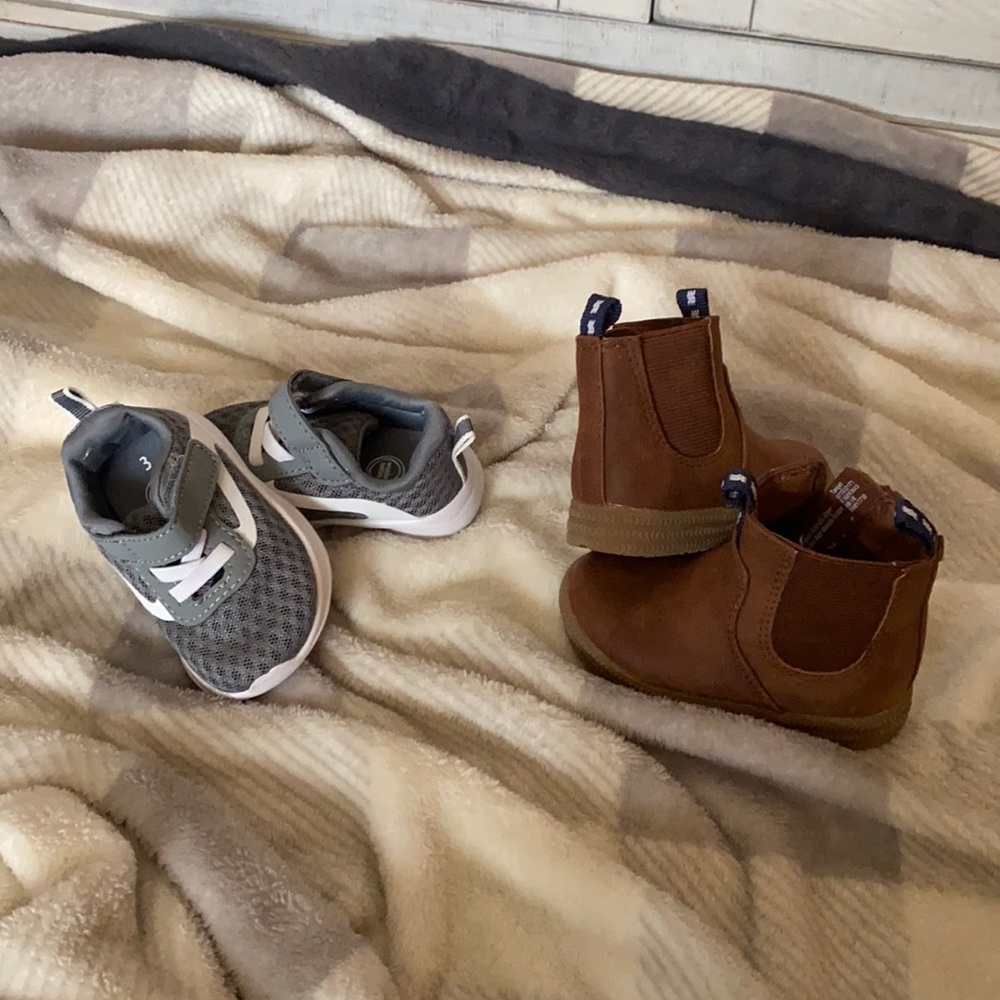 2 pairs of baby shoes. Hard soles. Tennis shoes and boots